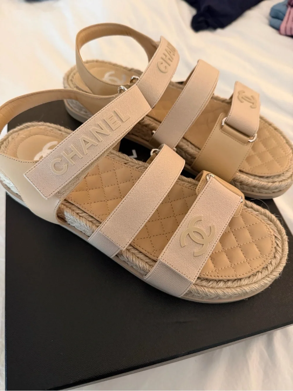 NIB Chanel Beige Quilted Strap Sandals - Picture 4 of 4